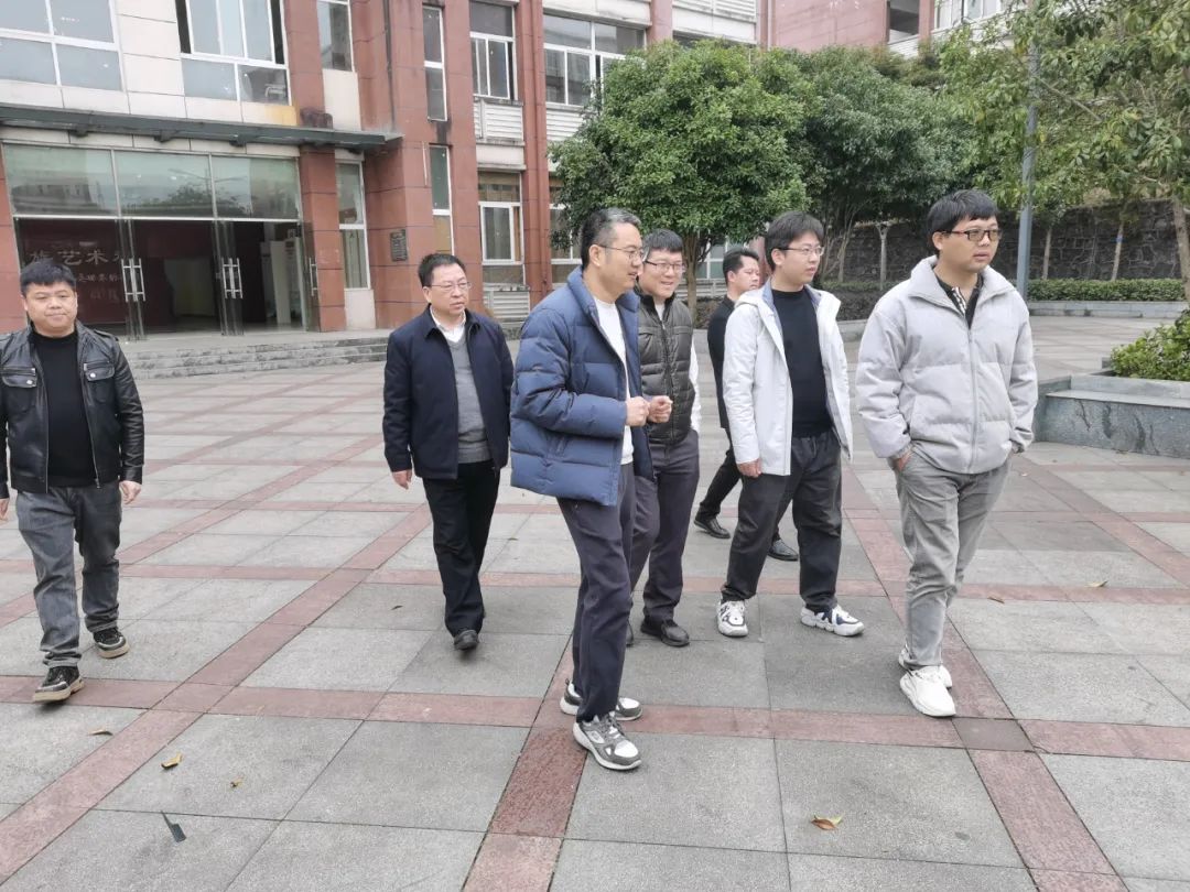 深化校企合作 共育技能人才——多家企业代表到我校参观考察